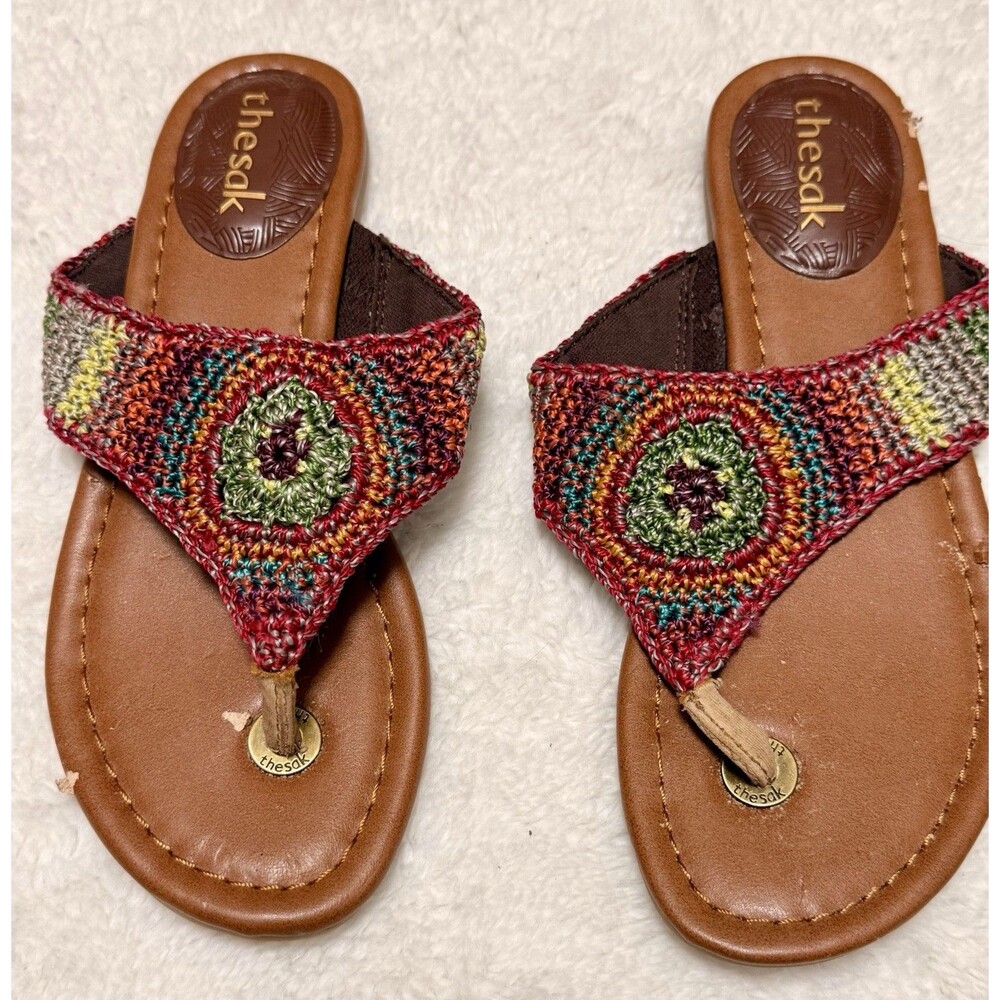 EUC The Sak Crochet Thong Sandals Euro Boho Summer Off Duty Model Resort Vibe